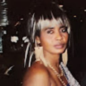 Meet your Posher, Lydia